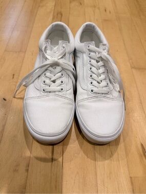 Vans Classic White Low-Top Platform Canvas Sneakers